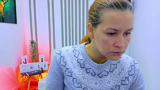 Britney taylor  online show from 4, 12, 2025