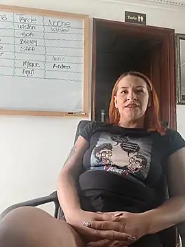 Snapshot of Britney_taylor_ chatting on 8, 5, 2026 Britney taylor online show from 8, 5, 2026