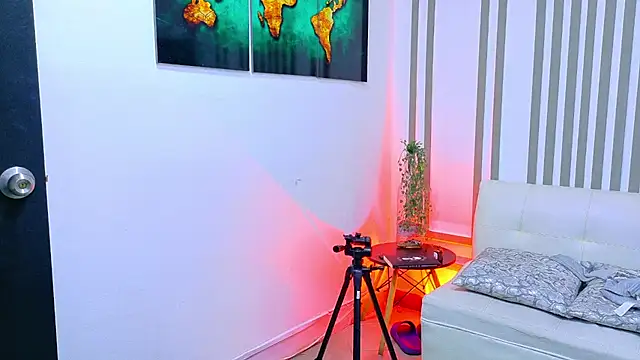 Britney taylor  online show from 5, 12, 2025