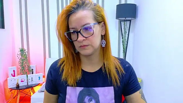 Britney taylor  online show from 12, 11, 2025