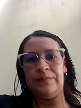 Britney taylor  online show from 17, 2, 2025
