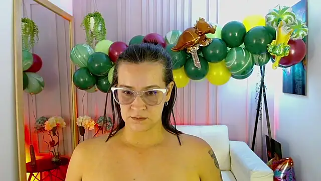 Britney taylor  online show from 8, 1, 2025