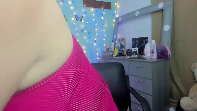 Britney taylor  online show from 22, 2, 2025