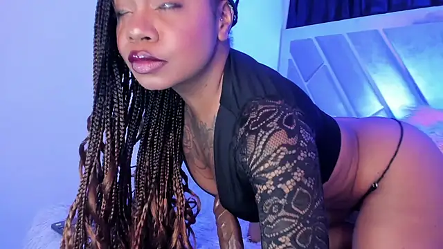 tarawilsonn online show from 6, 12, 2024