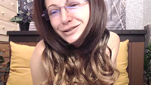 Snapshot of lilianleight chatting on 21, 9, 2025 lilianleight online show from 21, 9, 2025