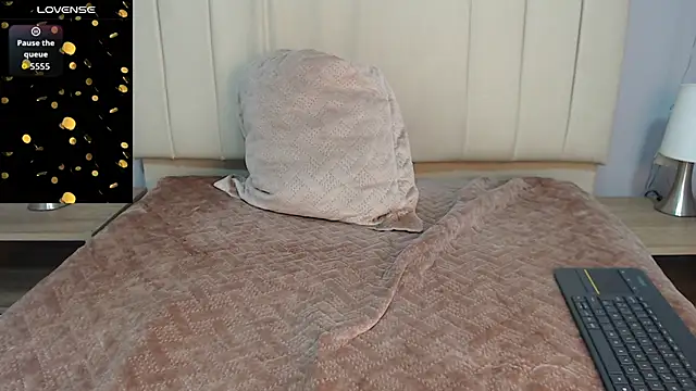 amy le01 online show from 15, 11, 2025