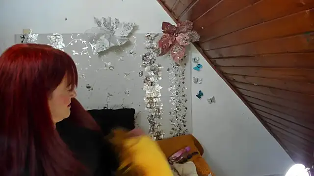 Hannaa32 online show from 26, 2, 2025