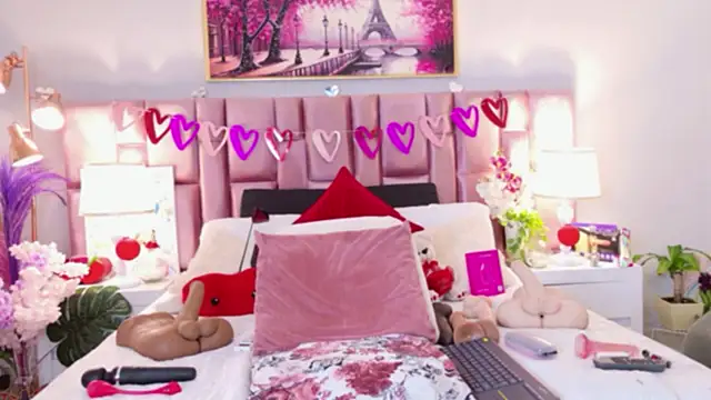 Anaa Bellaa online show from 5, 3, 2026