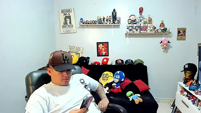 Snapshot of ney_22 chatting on 6, 6, 2026 ney 22 online show from 6, 6, 2026