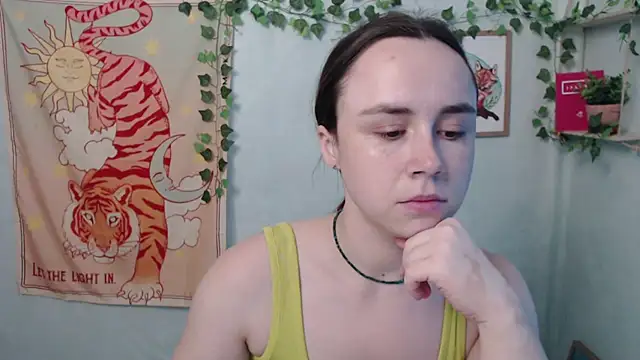 VeryVeryVeryShy  online show from 16, 7, 2026