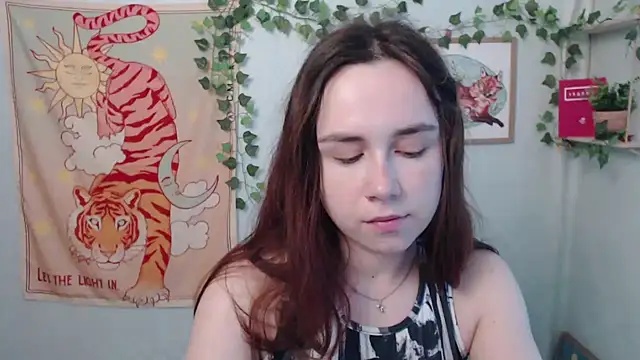 VeryVeryVeryShy  online show from 18, 6, 2026