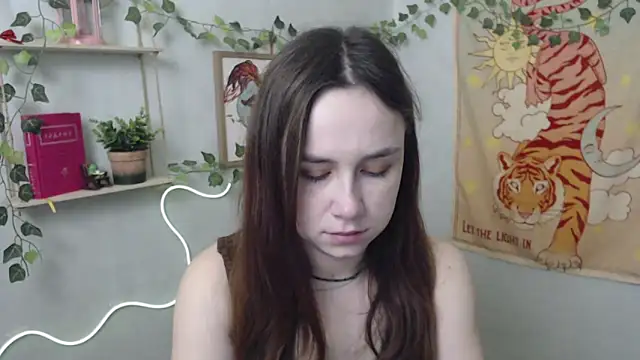 VeryVeryVeryShy  online show from 15, 4, 2026