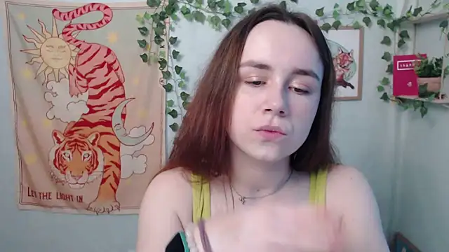 VeryVeryVeryShy  online show from 11, 6, 2026