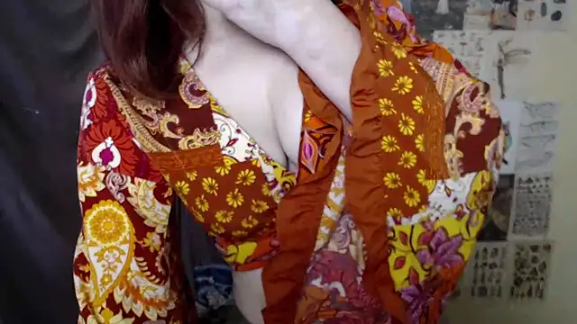 VeryVeryVeryShy  online show from 10, 11, 2025