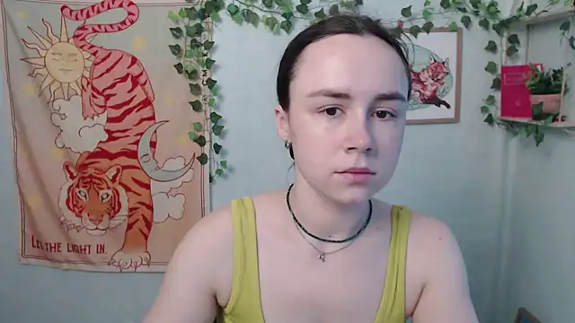 VeryVeryVeryShy  online show from 3, 7, 2026