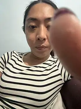 ErikaJayne4u online show from 4, 1, 2025