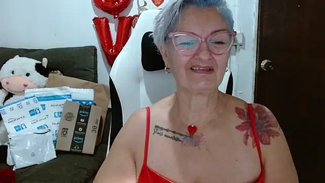 bety-cum2 online show from 14, 2, 2026