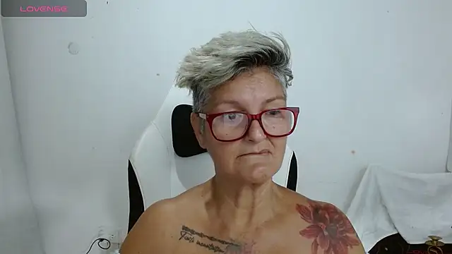 bety-cum2 online show from 4, 6, 2026