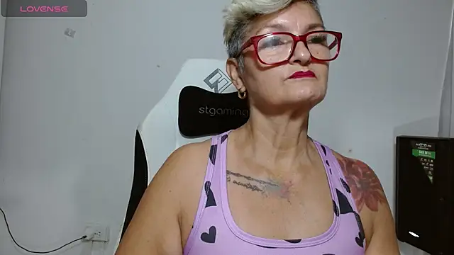 bety-cum2 online show from 13, 6, 2026