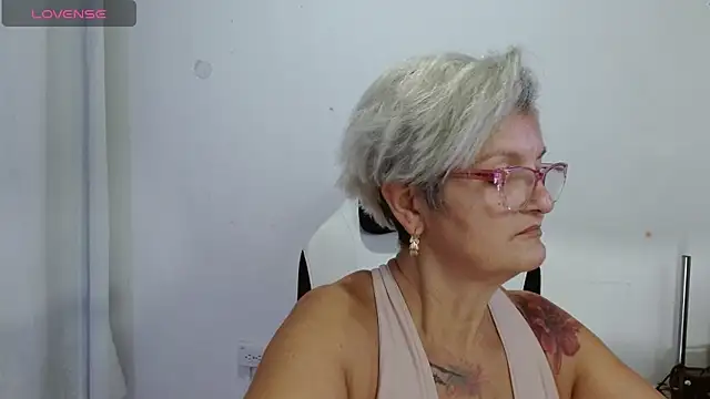 bety-cum2 online show from 5, 5, 2026