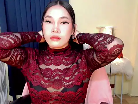 Snapshot of Ur_Fantastic_Lina chatting on 3, 12, 2025 Ur Fantastic Lina online show from 3, 12, 2025