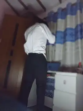 Snapshot of RikzAdam chatting on 11, 7, 2026 RikzAdam online show from 11, 7, 2026