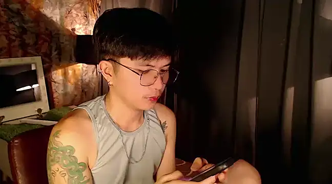 Sexy Handsome Drex online show from 15, 2, 2025