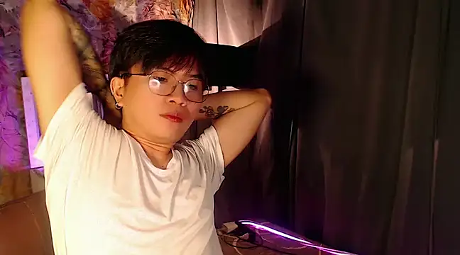 Sexy Handsome Drex online show from 28, 1, 2025