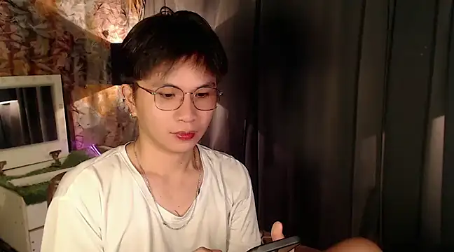 Sexy Handsome Drex online show from 22, 2, 2025