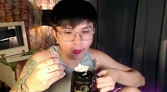 Sexy Handsome Drex online show from 18, 2, 2025