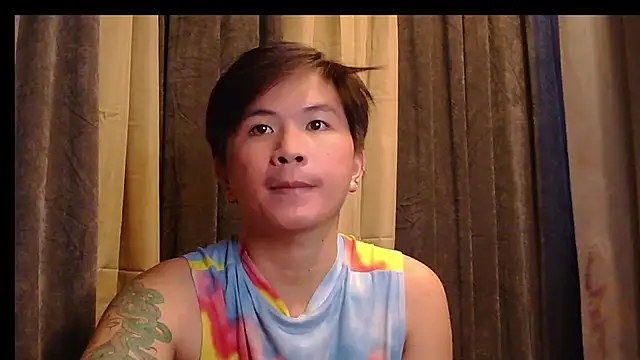 Sexy Handsome Drex online show from 9, 10, 2025