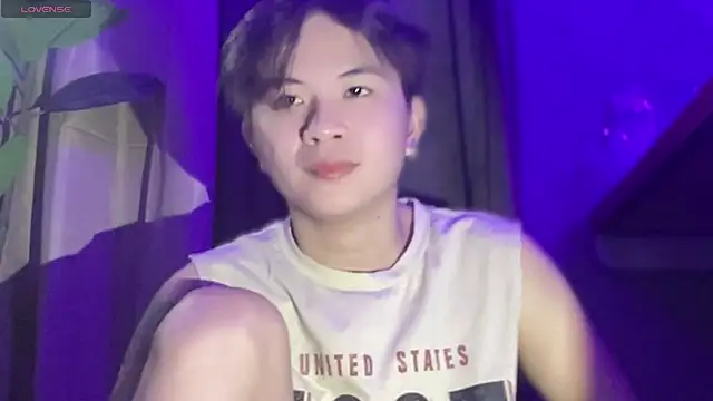 Sexy Handsome Drex online show from 8, 4, 2026