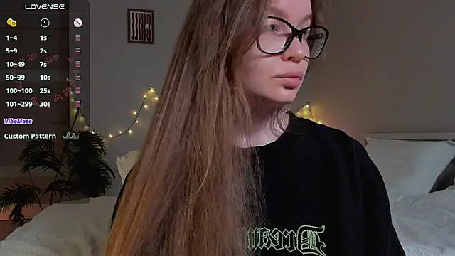 Snapshot of Virtual_Girll chatting on 23, 10, 2025 Virtual Girll online show from 23, 10, 2025