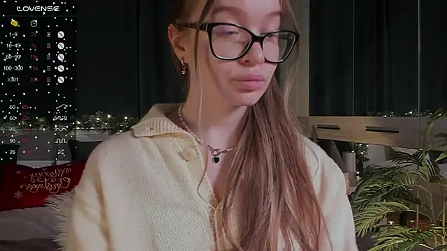 Snapshot of Virtual_Girll chatting on 23, 12, 2024 Virtual Girll online show from 23, 12, 2024