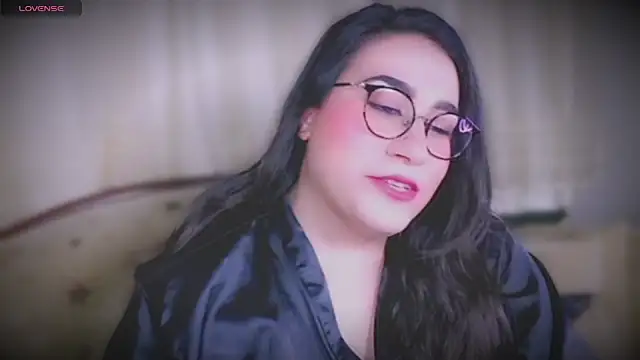 Snapshot of MERA_arab chatting on 1, 2, 2025 MERA arab online show from 1, 2, 2025