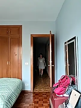 mady gigi online show from 22, 3, 2025