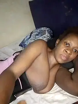 Snapshot of africanpussy22 chatting on 9, 7, 2026 africanpussy22 online show from 9, 7, 2026