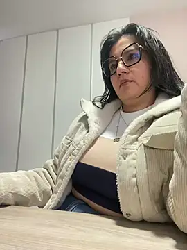 SWEETLILY18 online show from 21, 3, 2025