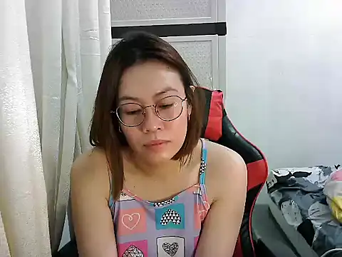 crizzybel online show from 8, 3, 2025