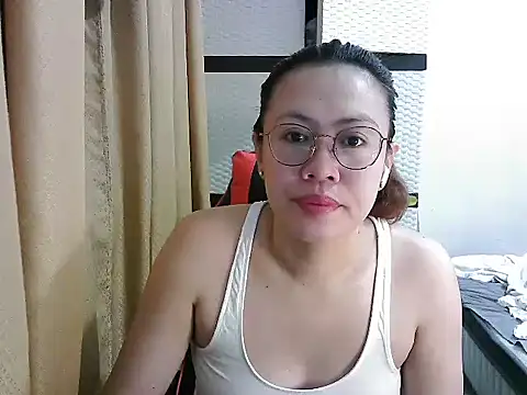 crizzybel online show from 3, 10, 2025