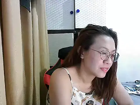 crizzybel online show from 6, 10, 2025