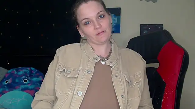 Snapshot of ToxicLilly chatting on 21, 12, 2024 ToxicLilly online show from 21, 12, 2024