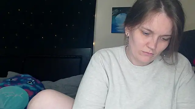 Snapshot of ToxicLilly chatting on 11, 3, 2025 ToxicLilly online show from 11, 3, 2025