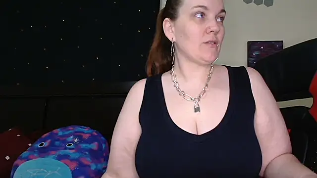 Snapshot of ToxicLilly chatting on 16, 12, 2025 ToxicLilly online show from 16, 12, 2025
