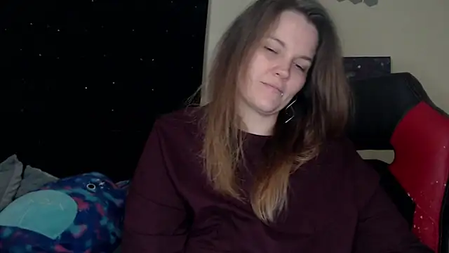 Snapshot of ToxicLilly chatting on 3, 2, 2025 ToxicLilly online show from 3, 2, 2025