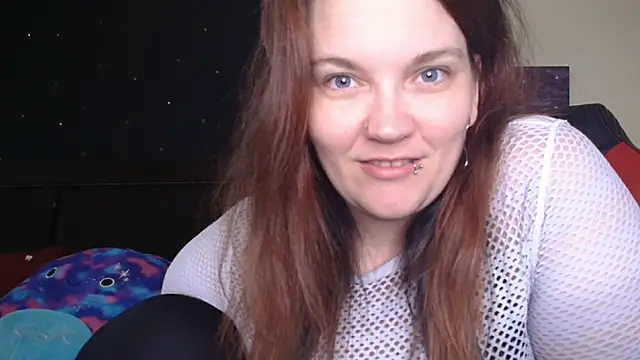 Snapshot of ToxicLilly chatting on 23, 10, 2025 ToxicLilly online show from 23, 10, 2025