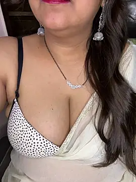 Zoya Varma004 online show from 27, 3, 2026