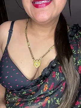 Snapshot of Zoya_Varma004 chatting on 25, 7, 2026 Zoya Varma004 online show from 25, 7, 2026
