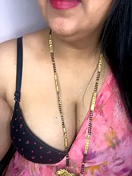 Snapshot of Zoya_Varma004 chatting on 1, 12, 2025 Zoya Varma004 online show from 1, 12, 2025