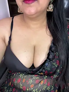 Zoya Varma004 online show from 7, 3, 2026